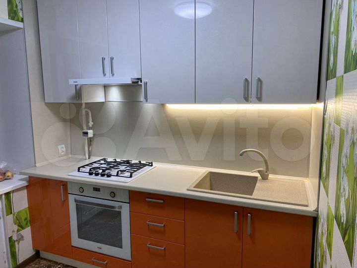 2-к. квартира, 42,8 м², 2/5 эт.