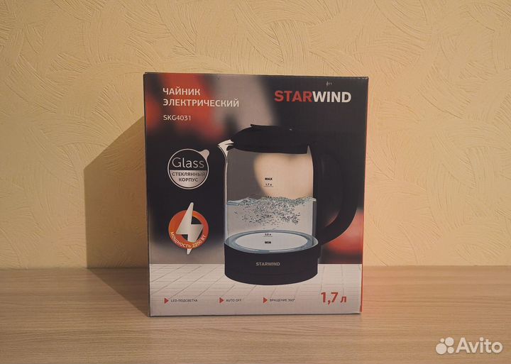 Новый электрочайник Starwind SKG4031