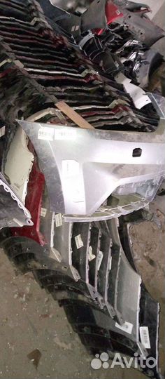 Skoda Yeti 1 передний бампер верхняя часть 14-17г