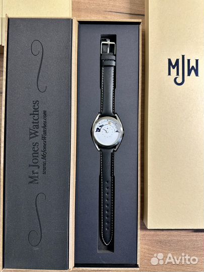 Часы Mr Jones Watches (В наличии)