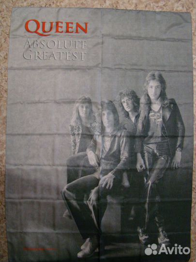 Флаги: Ozzy.Queen.Black Sabbath. Ac/Dc Kiss Korn