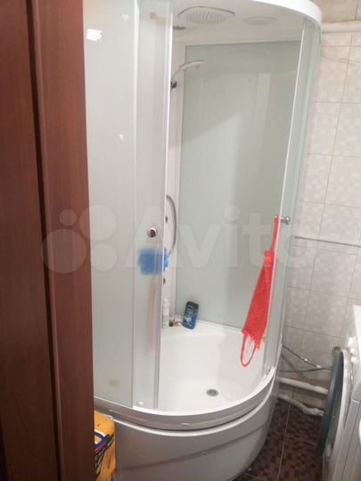 Комната 16 м² в 3-к., 2/2 эт.