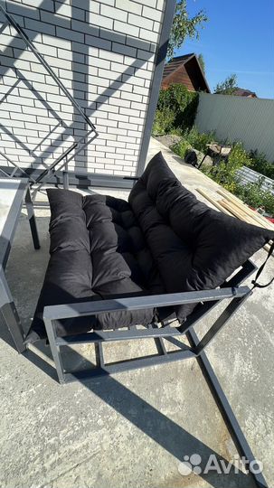 Беседка с мебелью