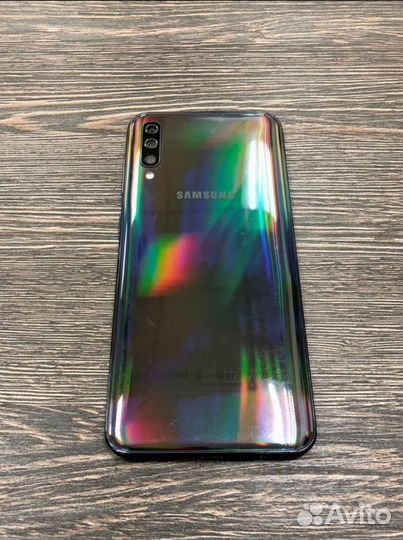 Samsung Galaxy A50, 6/128 ГБ