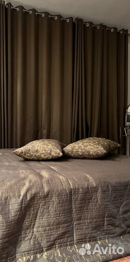 Продаю шторы, покрывало, 2 подушки