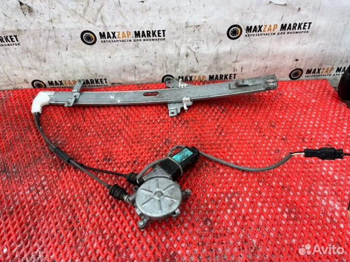 Стеклоподъемник передний правый Kia Sportage 2002