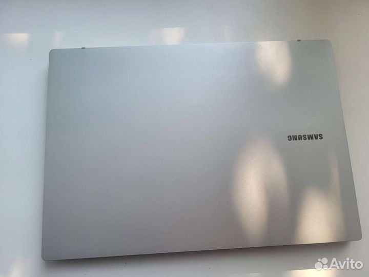Samsung galaxy book go