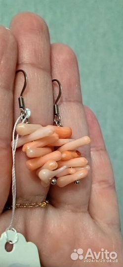 Серьги с кораллом