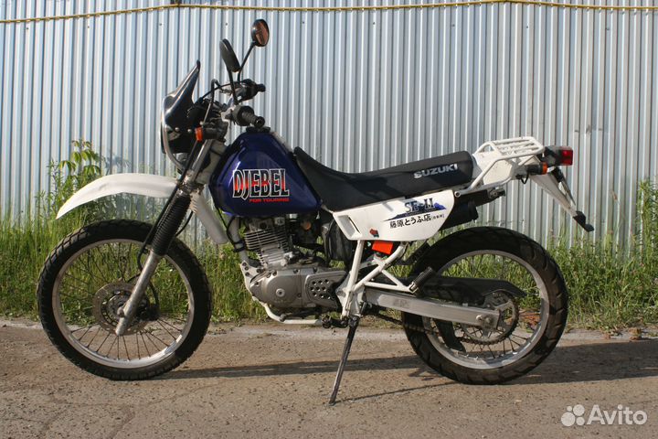 Suzuki Djebel 200