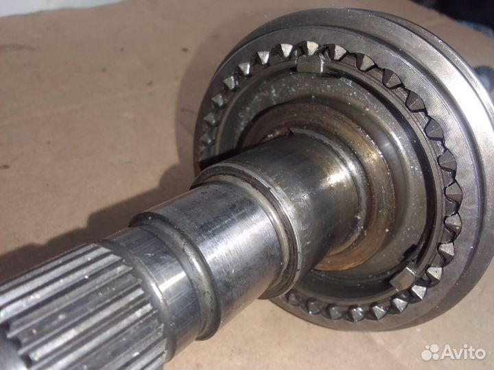 Первичный вал по детально 1.8 Volkswagen Golf 3