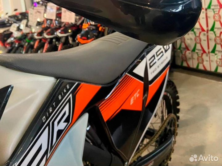 Мотоцикл эндуро K2R 250 ETC