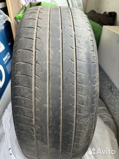 Yokohama dB Decibel E70 215/55 R17 93E