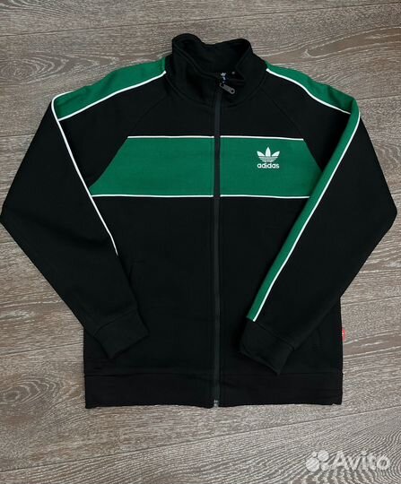 Спортивный костюм Adidas