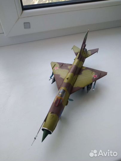 Сборная модель самолета миг21,масштаб 1/48