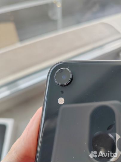 iPhone Xr, 64 ГБ