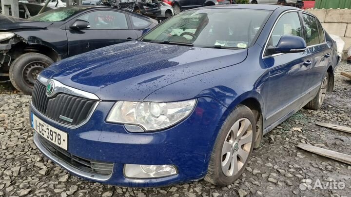 Дверь задняя левая skoda superb 2 2011