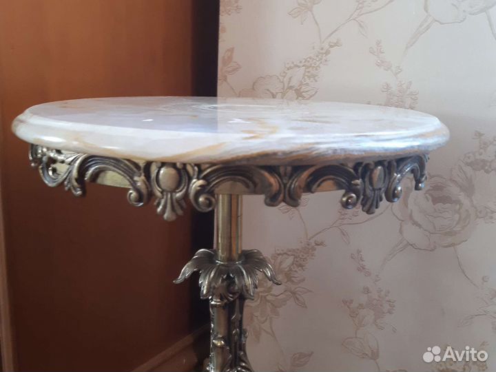 Столик. Бронза. Мрамор. Иран