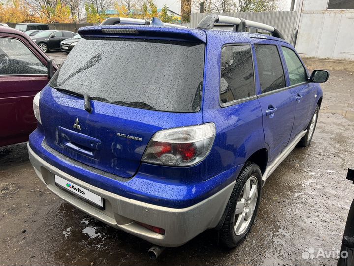 Mitsubishi Outlander 2.4 AT, 2004, 210 000 км