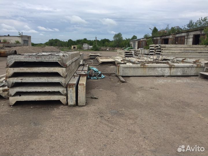 Продаю стройматериал б/у, плиты, блоки, кирпич и
