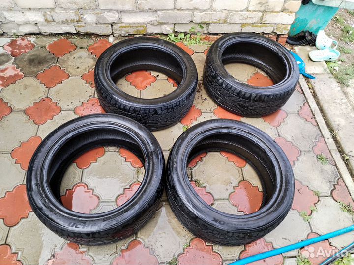 Hankook Ventus V12 Evo K110 235/45 R17