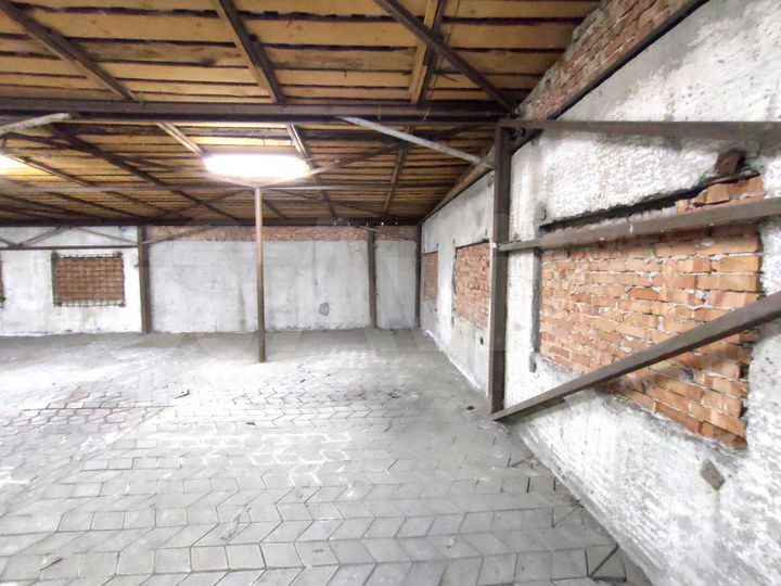 Склад, 335 м²