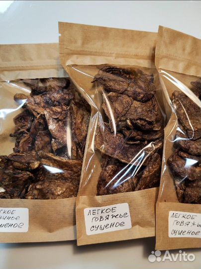 Лакомства для кошек, собак