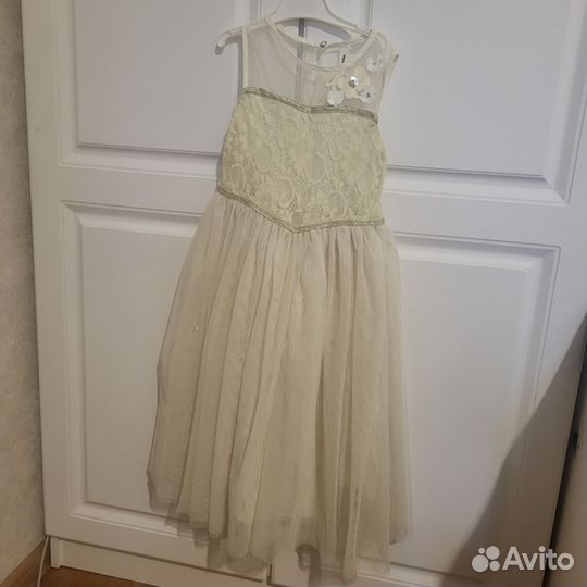 Платья Эльзы 120 и Acoola 110