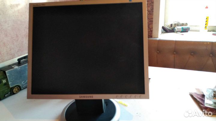 Монитор Samsung syncmaster 940 bf