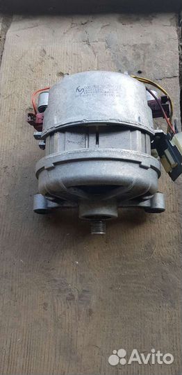 Двигататель стиральной машины Ardo