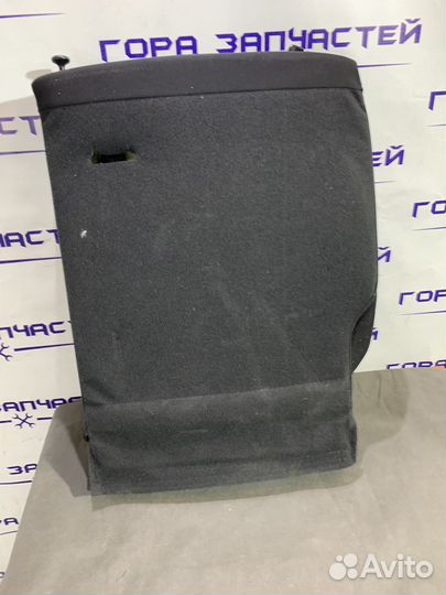 Сидение заднее, верхняя правая часть Kia Rio 3