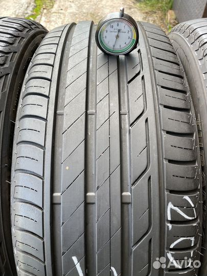 Bridgestone Turanza T001 215/50 R18