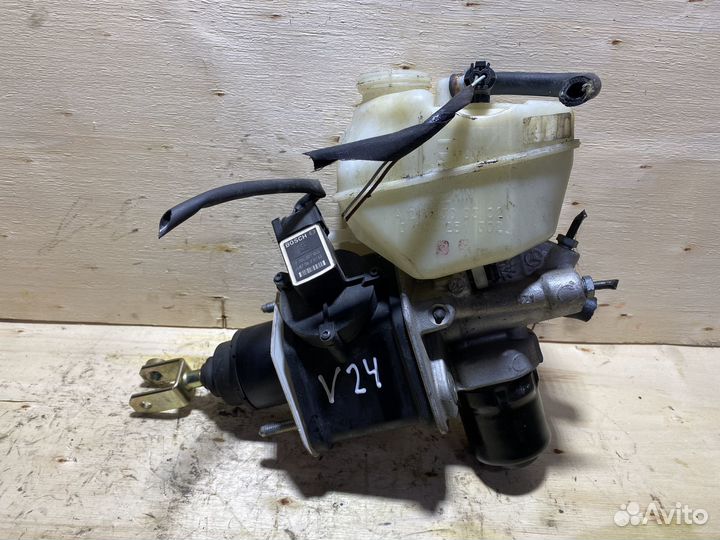 Главный тормозной цилиндр Mercedes W211 V24