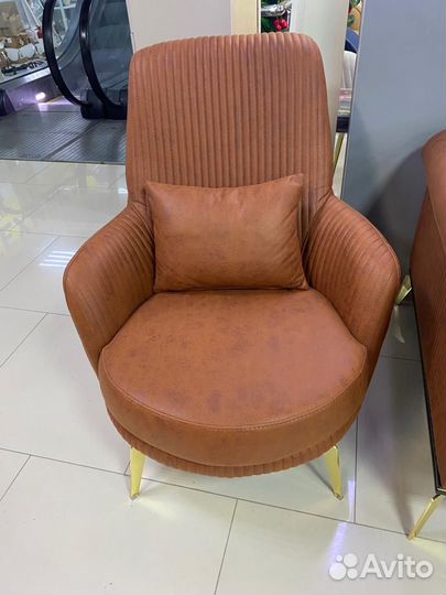 Диван с креслами