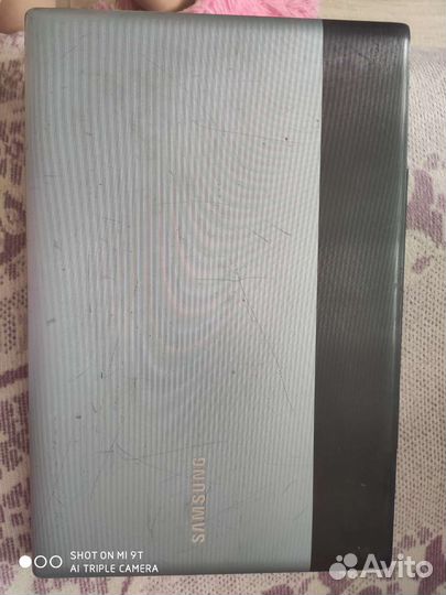 Ноутбук samsung rv520