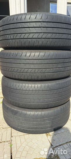 Bridgestone Dueler H/L 33A 5/4.5 R12 B