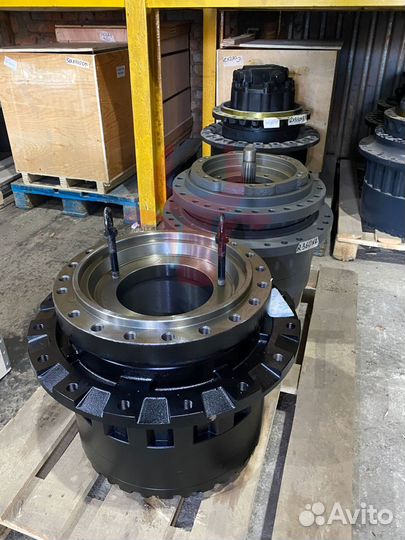 Бортовой редуктор хода Doosan DX300LCA K1001992C