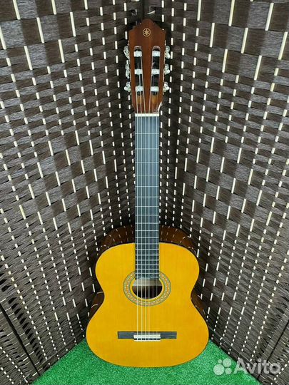 Гитара Yamaha С40