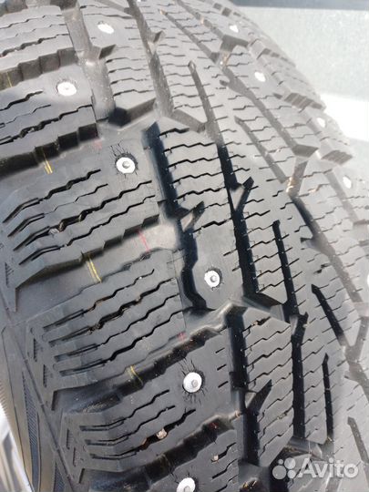 Колёса Cordiant Snow Cross 215/65 R16 на Ниву