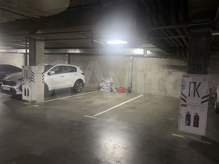 Машиноместо, 17 м²