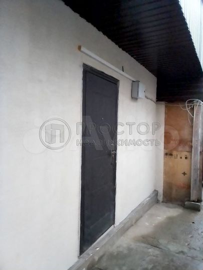 4-к. квартира, 80 м², 1/2 эт.