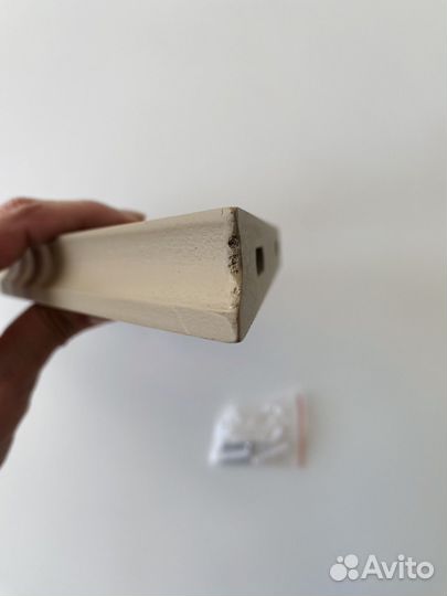 Полка навесная угловая новая