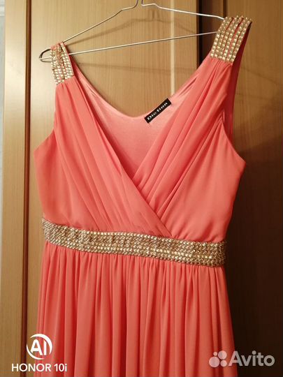 Платье вечернее