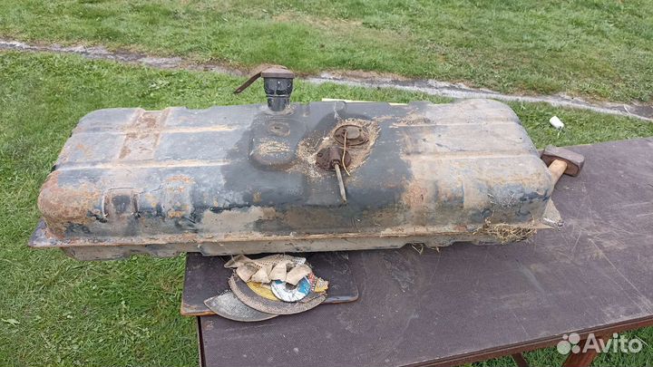 Бензобак на УАЗ 3303