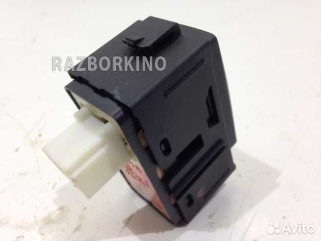 Кнопка стеклоподъемника