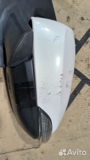 Зеркало Toyota Aqua NHP10