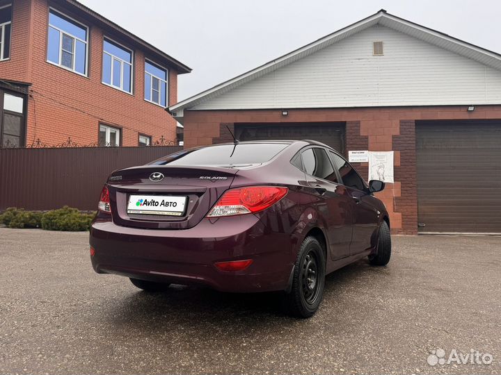 Hyundai Solaris 1.6 AT, 2011, 119 000 км