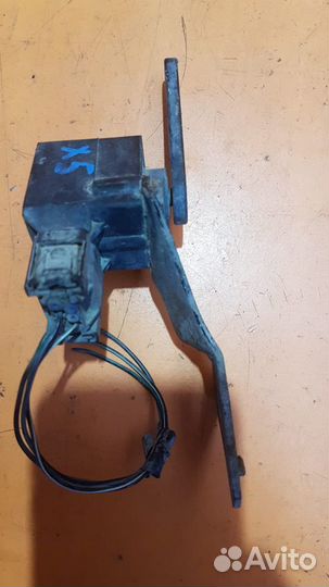 Датчик дорожного просвета на BMW X5 E53