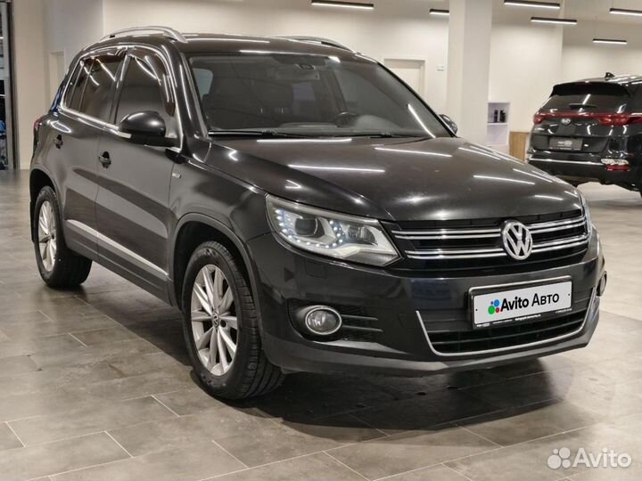 Volkswagen Tiguan 2.0 AT, 2011, 184 429 км