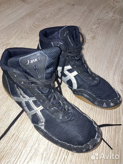 Борцовки asics