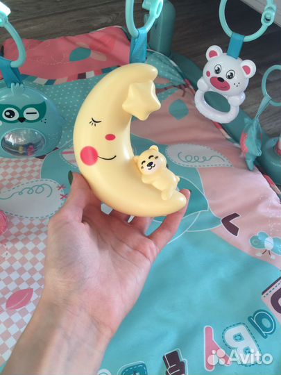 Развивающий коврик с пианино